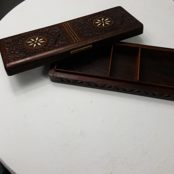 Vintage hand carved wooden brass jewelry snuff box 420 woodworking oak cherry